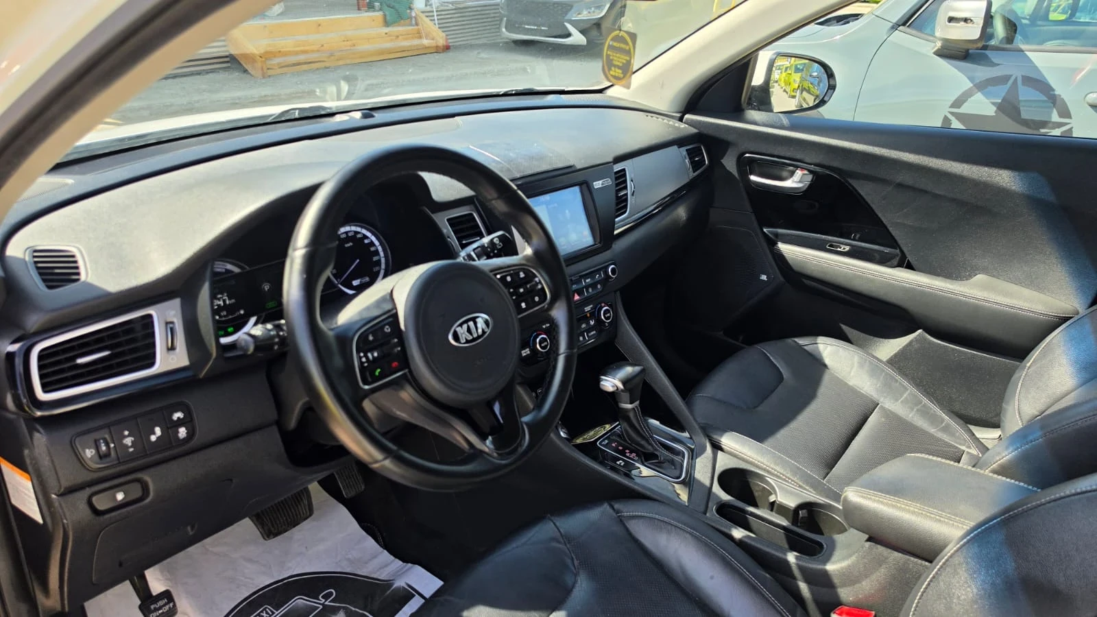 Kia Niro | Mobile.bg � ����������� 11