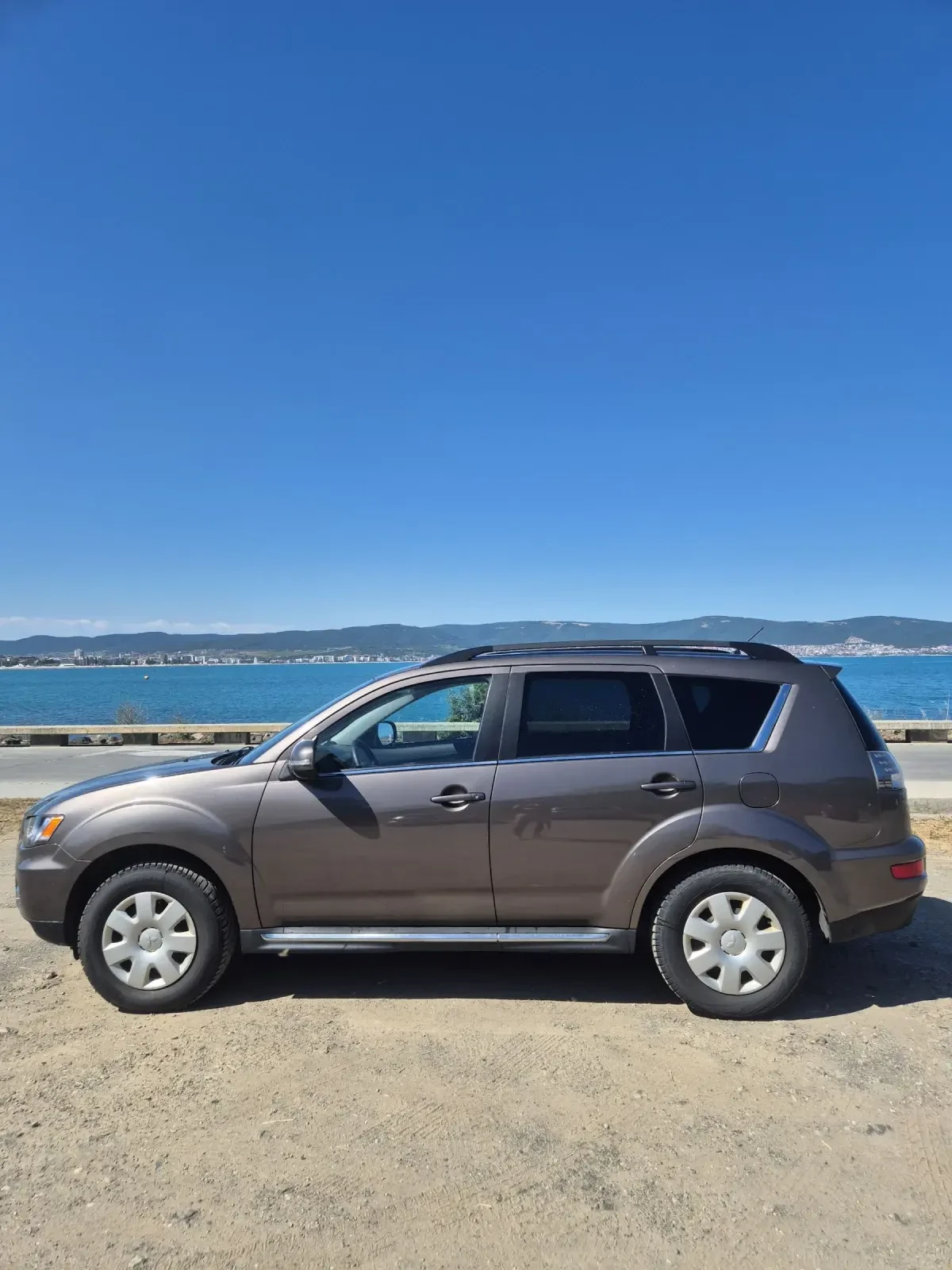 Mitsubishi Outlander 2.0i.  150кс 175хил км , снимка 2 - Автомобили и джипове - 54980840