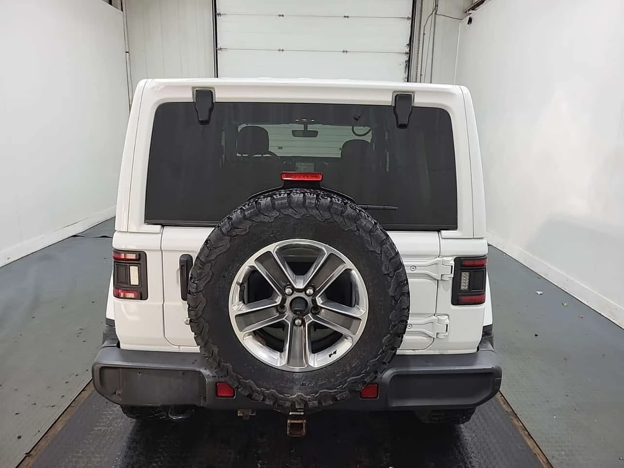 Jeep Wrangler * Sahara * АВТОКРЕДИТ БЕЗ ПЪРВОНАЧАЛНА ВНОСКА* , снимка 4 - Автомобили и джипове - 55163774