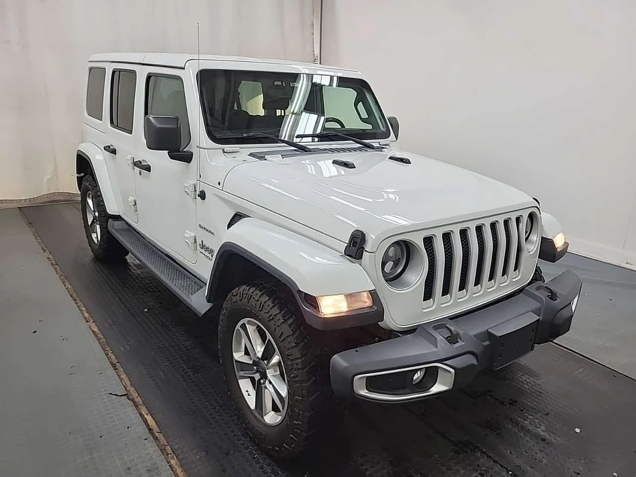 Jeep Wrangler * Sahara * АВТОКРЕДИТ БЕЗ ПЪРВОНАЧАЛНА ВНОСКА* , снимка 3 - Автомобили и джипове - 55163774