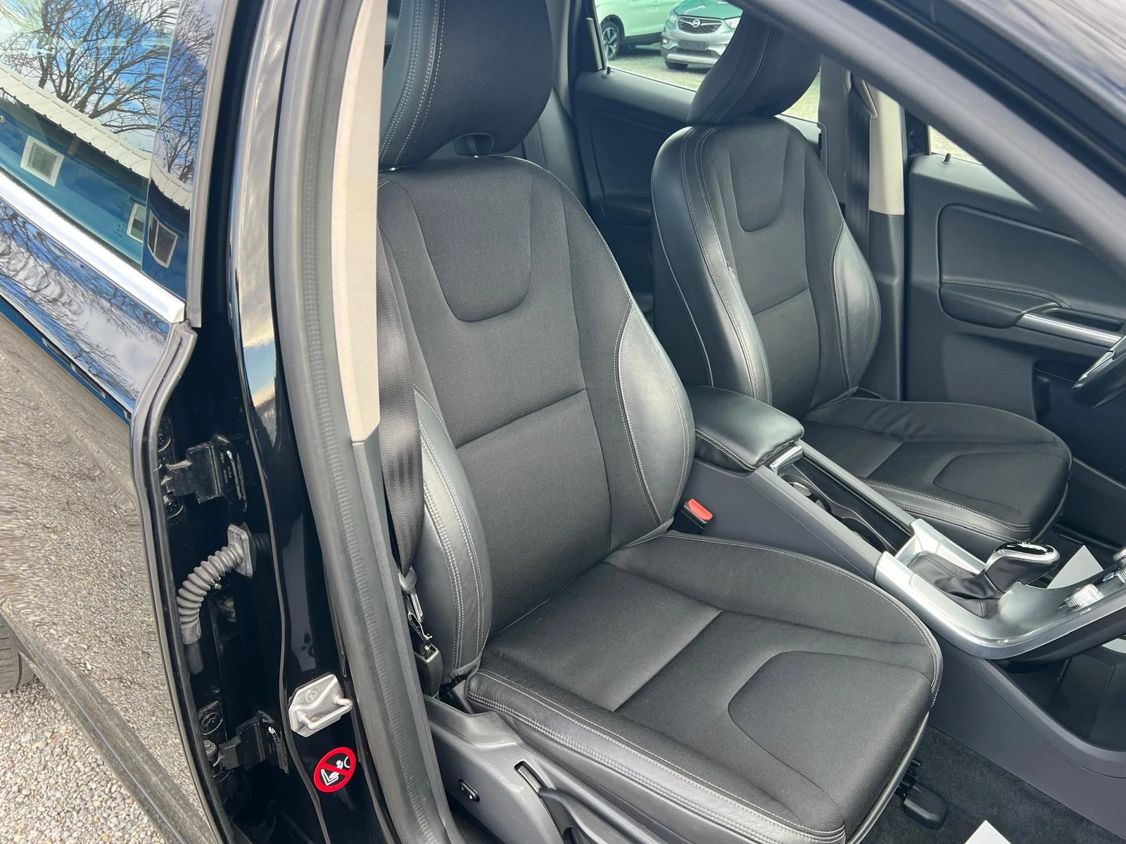 Volvo XC60 2, 4D 4�4 ��������� ��������� 190k.c.  | Mobile.bg � ����������� 13