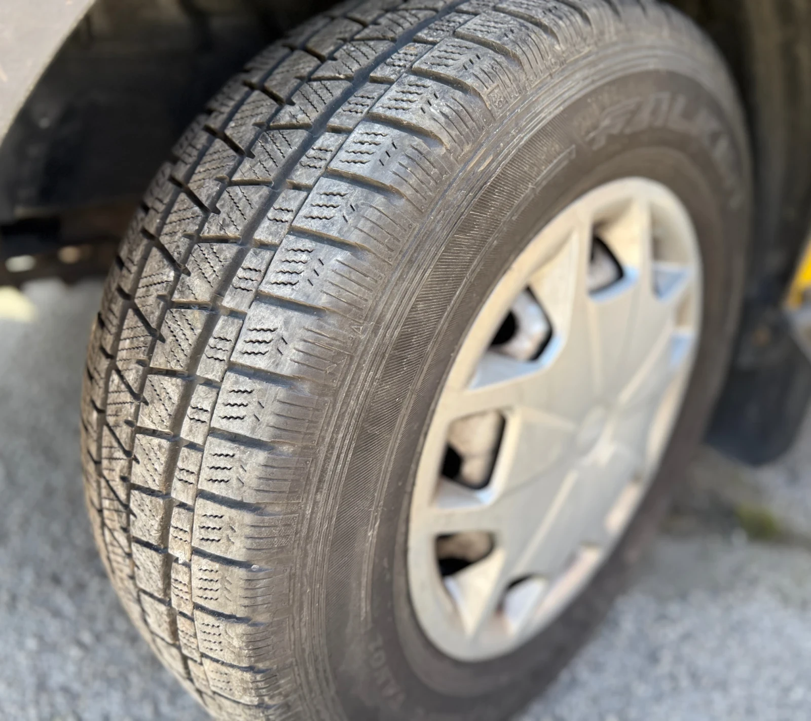 Ford Transit 2.2 - 125ps 4x4, снимка 16 - Бусове и автобуси - 53830146