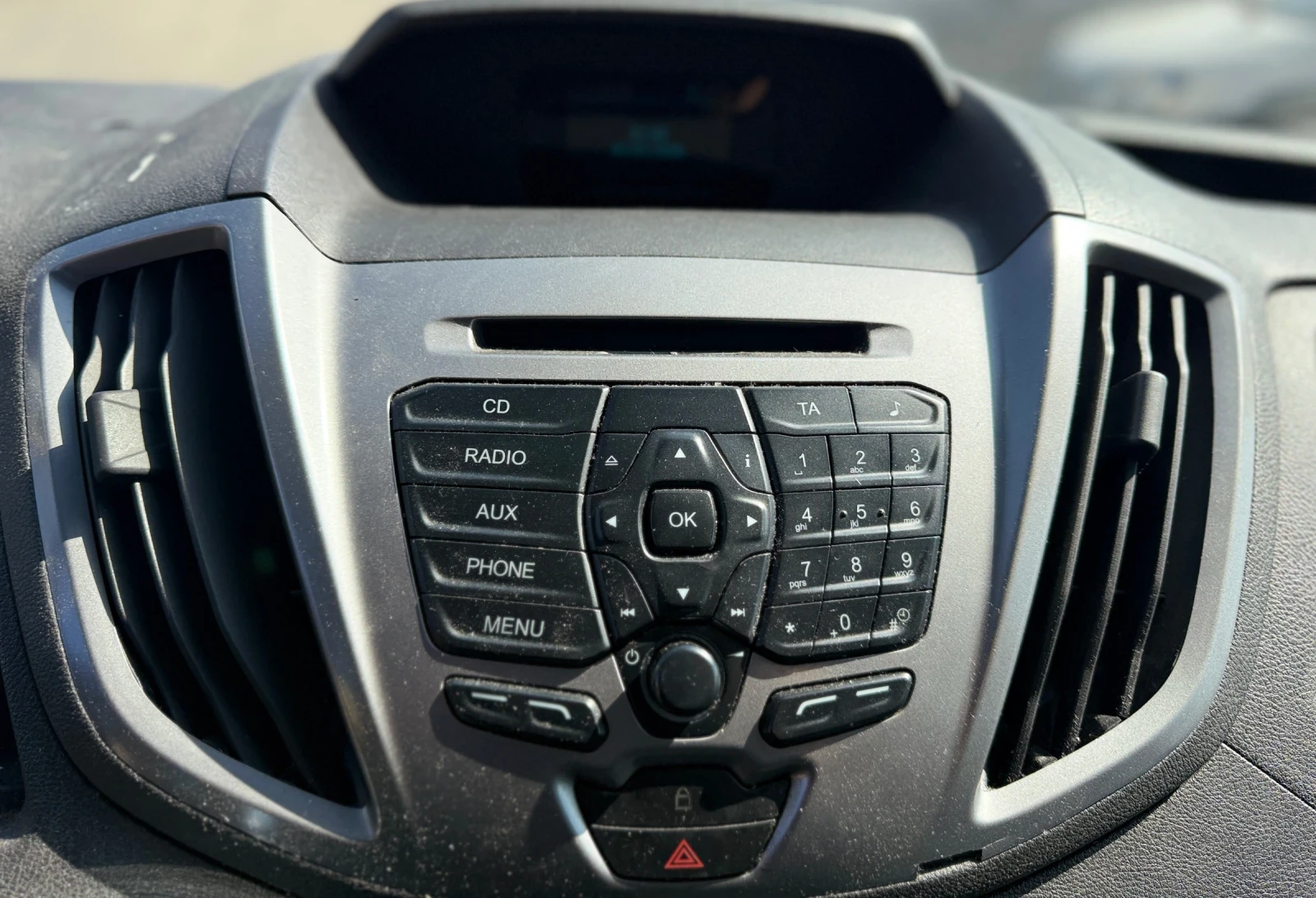 Ford Transit 2.2 - 125ps 4x4, снимка 15 - Бусове и автобуси - 53830146