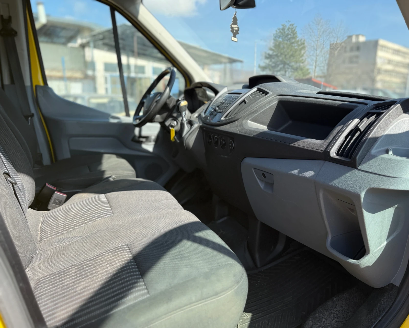 Ford Transit 2.2 - 125ps 4x4, снимка 11 - Бусове и автобуси - 53830146