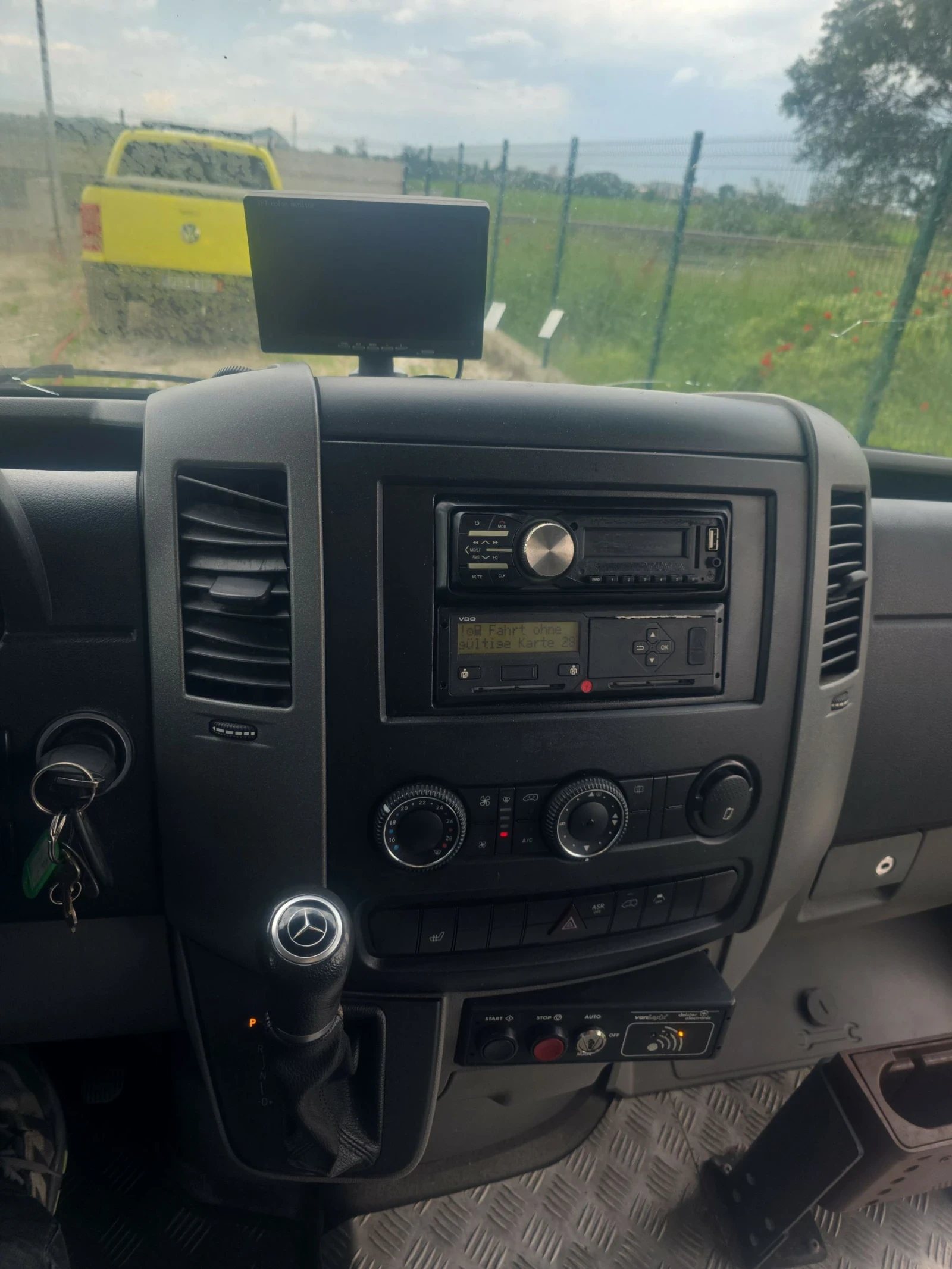 Mercedes-Benz Sprinter 516 516cdi, Avtomat, Navi, 3.5 Tona, снимка 7 - Бусове и автобуси - 54623112