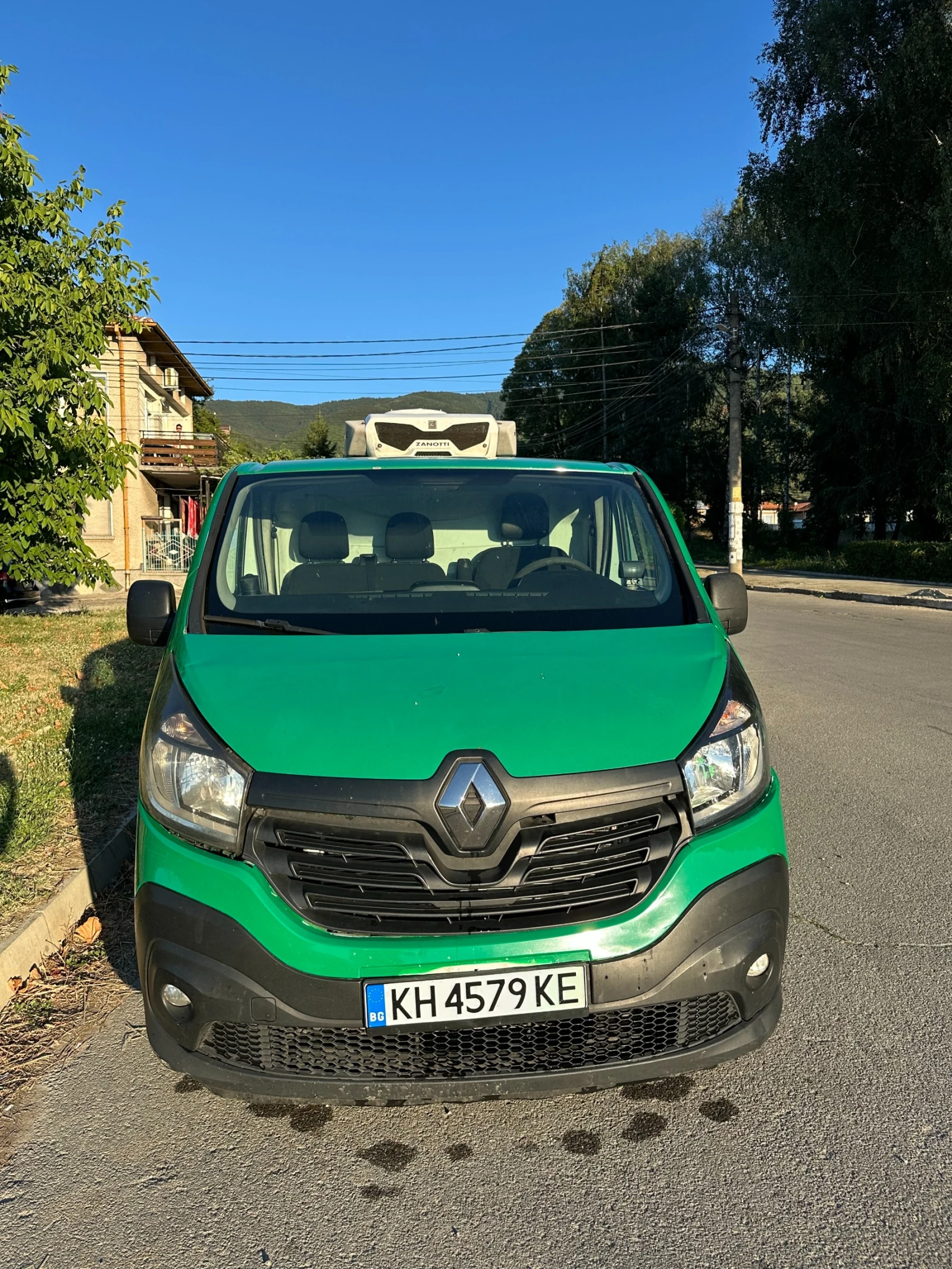 Renault Trafic ХЛАДИЛЕН, снимка 4 - Бусове и автобуси - 55853288