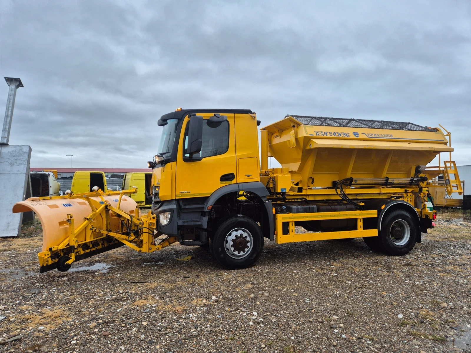Mercedes-Benz Arocs 4х4 - изображение 8