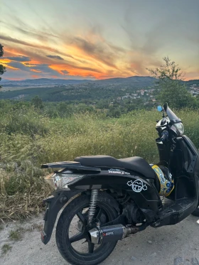 Kymco People, снимка 2