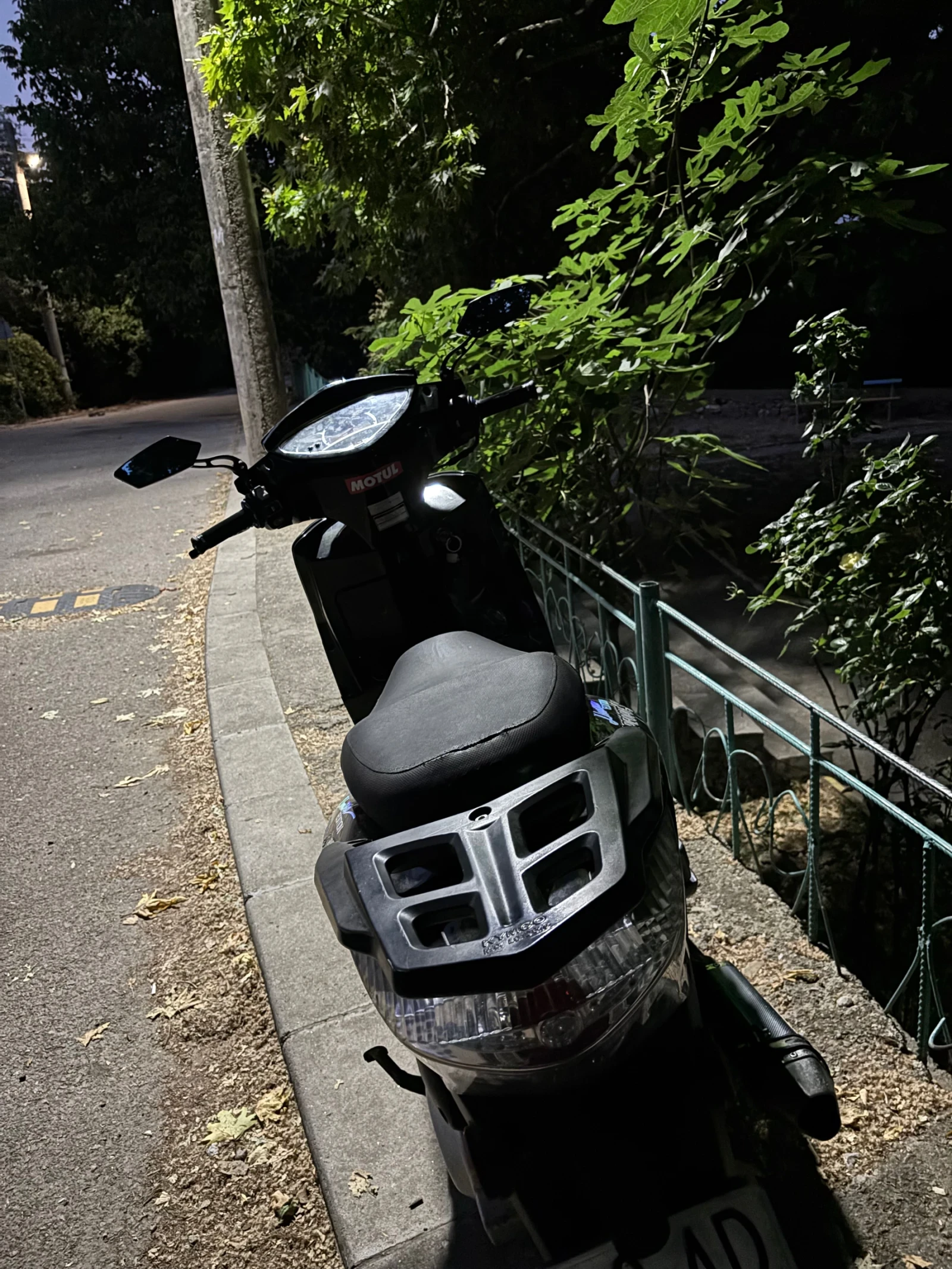 Kymco People, снимка 7 - Мотоциклети и мототехника - 55285138