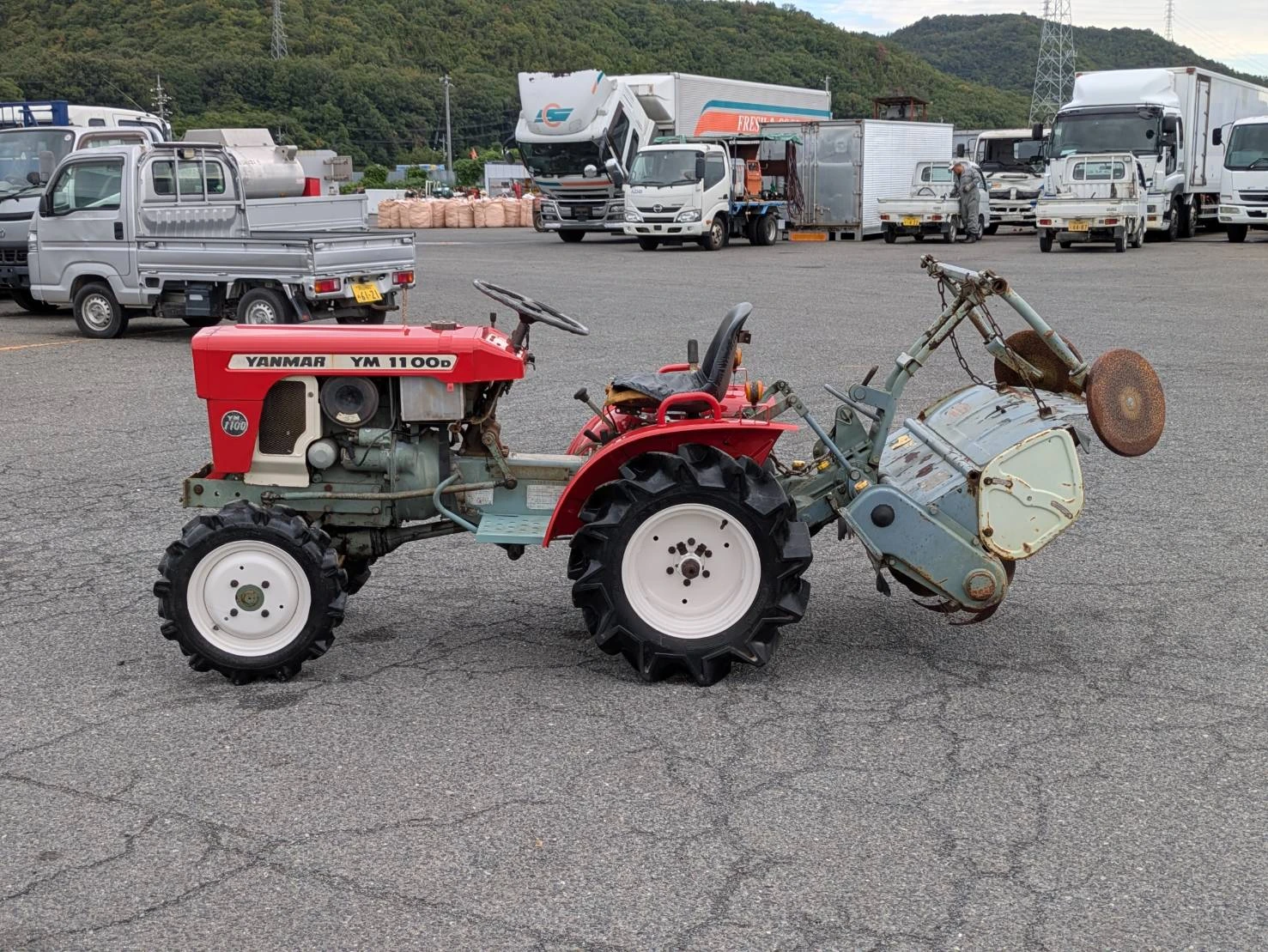 Трактор Yanmar YM1100D, снимка 2 - Селскостопанска техника - 54117993