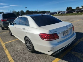 Mercedes-Benz E 350 4MATIC * * AMG * * CARFAX * * АВТО КРЕДИТ * * , снимка 3