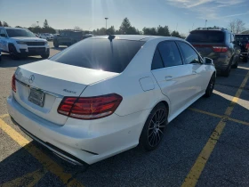 Mercedes-Benz E 350 4MATIC * * AMG * * CARFAX * * АВТО КРЕДИТ * * , снимка 4