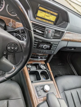 Mercedes-Benz E 220 Elegance 2.2 CDI, снимка 13