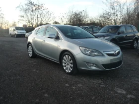 Opel Astra 1.7CDTI COSMO НАВИГАЦИЯ-ПЕРФЕКТНА, снимка 3