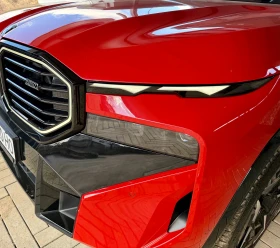 BMW XM 50e/ICONIC-GLOW/23/AHK/H&K/MASSAGE/Гаранция/Джанти, снимка 2 - Автомобили и джипове - 52066545