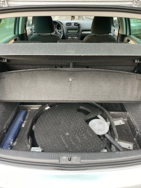 VW Golf 1.6 HIGHLINE, снимка 9