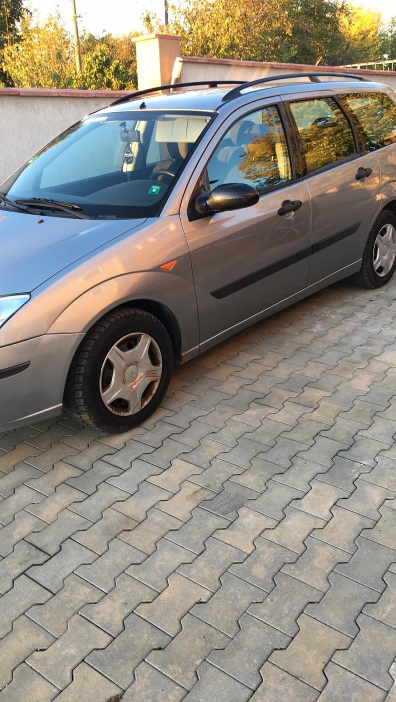 Ford Focus 1.6, снимка 2 - Автомобили и джипове - 47123413