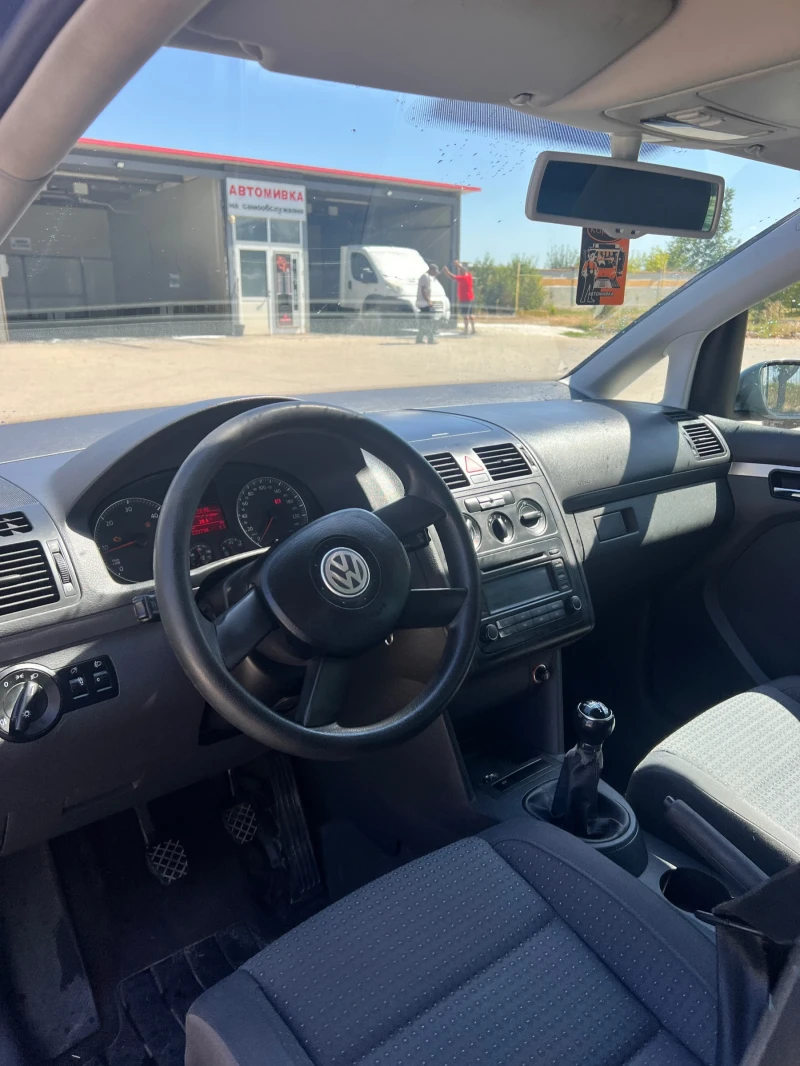 VW Touran, снимка 7 - Автомобили и джипове - 47488882