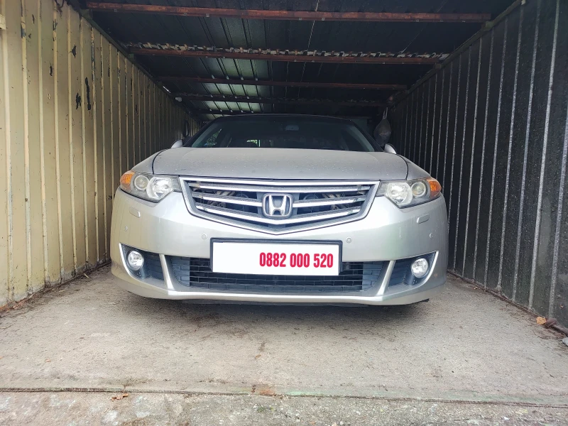 Honda Accord 2.4 executive avtomat, снимка 1 - Автомобили и джипове - 47103667