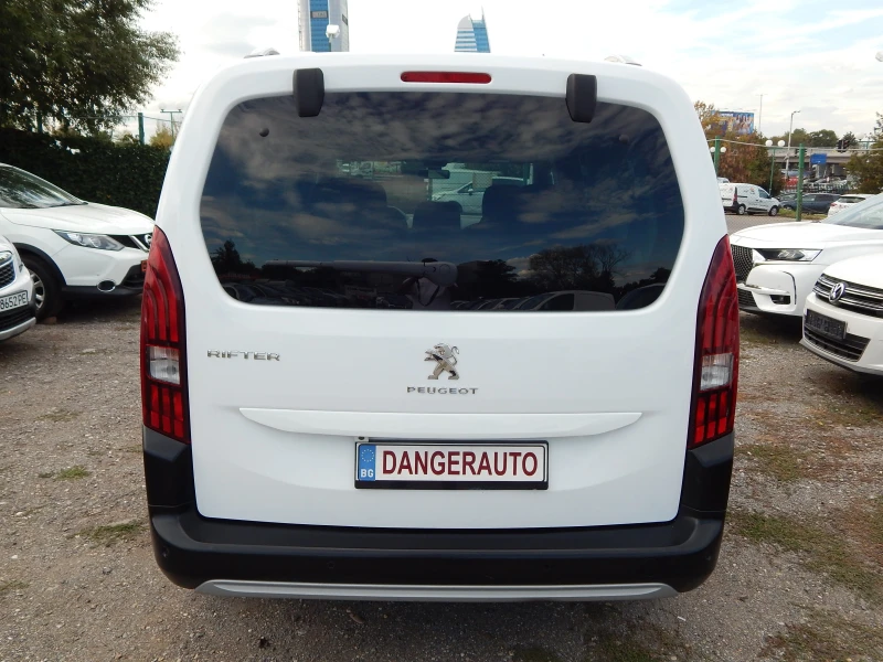 Citroen Berlingo 1.5HDI* MAXI* 7места* , снимка 5 - Автомобили и джипове - 47383554