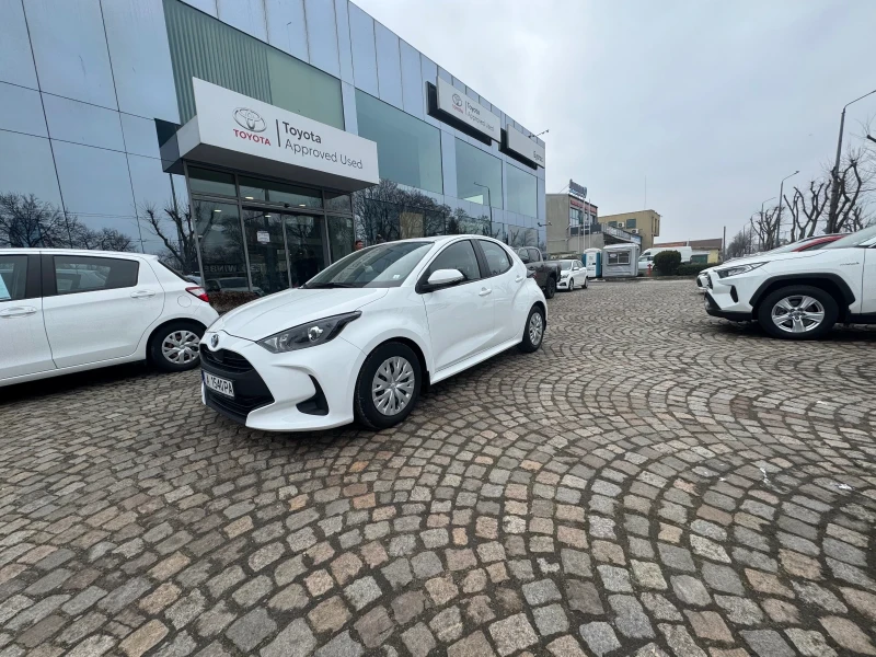 Toyota Yaris 1, 5 hybrid, снимка 3 - Автомобили и джипове - 49300234