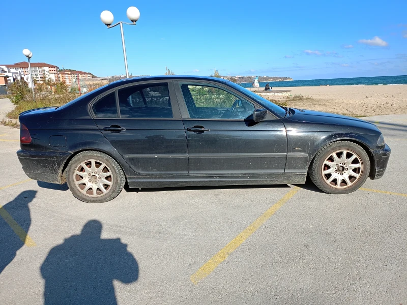 BMW 320 320D, снимка 4 - Автомобили и джипове - 52631223