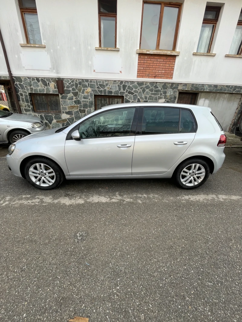 VW Golf 1.6 HIGHLINE, снимка 4 - Автомобили и джипове - 52659634