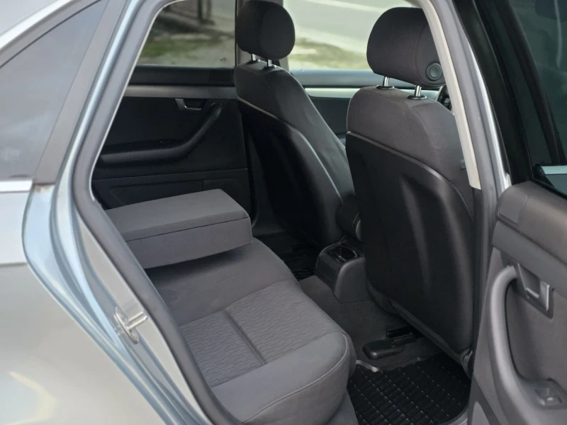 Audi A4 1.9 tdi 116 k.c. Топ, снимка 11 - Автомобили и джипове - 52695304