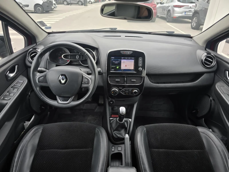 Renault Clio 1.5 dCi / INTENS / BOSE , снимка 8 - Автомобили и джипове - 52818678