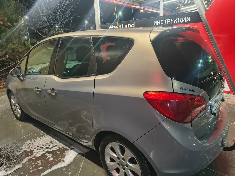 Opel Meriva 1.3D, снимка 4 - Автомобили и джипове - 52913618