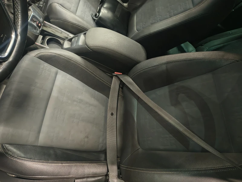 Opel Meriva 1.3D, снимка 17 - Автомобили и джипове - 52913618