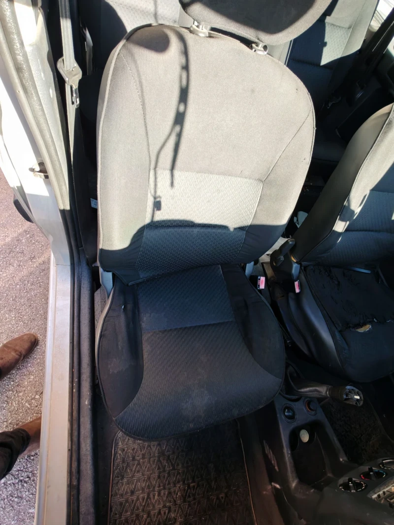 Citroen Berlingo 7 местен, снимка 10 - Автомобили и джипове - 52923842