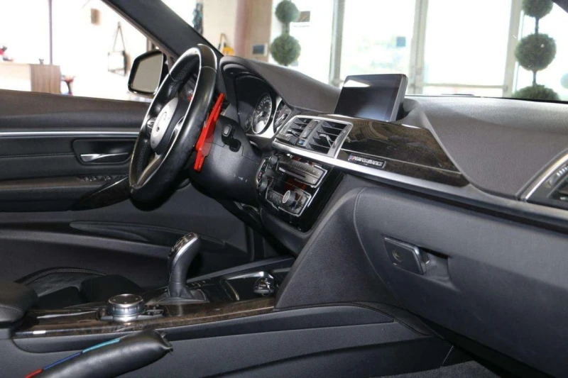 BMW 340 * xDrive * CARFAX * ЦЕНА ДО БГ, снимка 12 - Автомобили и джипове - 53152634