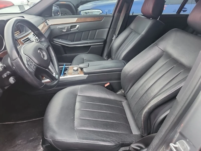 Mercedes-Benz E 500 * 550 * CARFAX * БЕЗ ПЪРВОНАЧАЛНА ВНОСКА, снимка 5 - Автомобили и джипове - 53200185