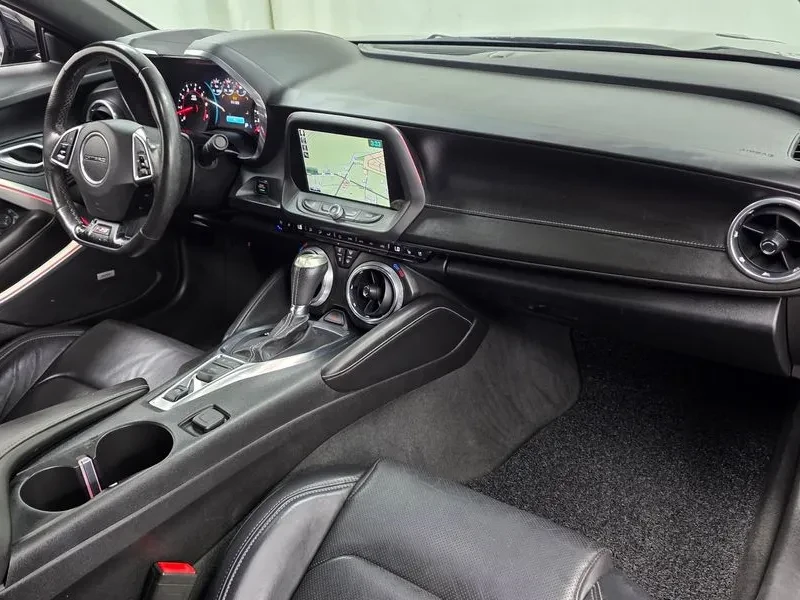 Chevrolet Camaro 6.2 - САМО 30% АВАНС, снимка 7 - Автомобили и джипове - 56224736