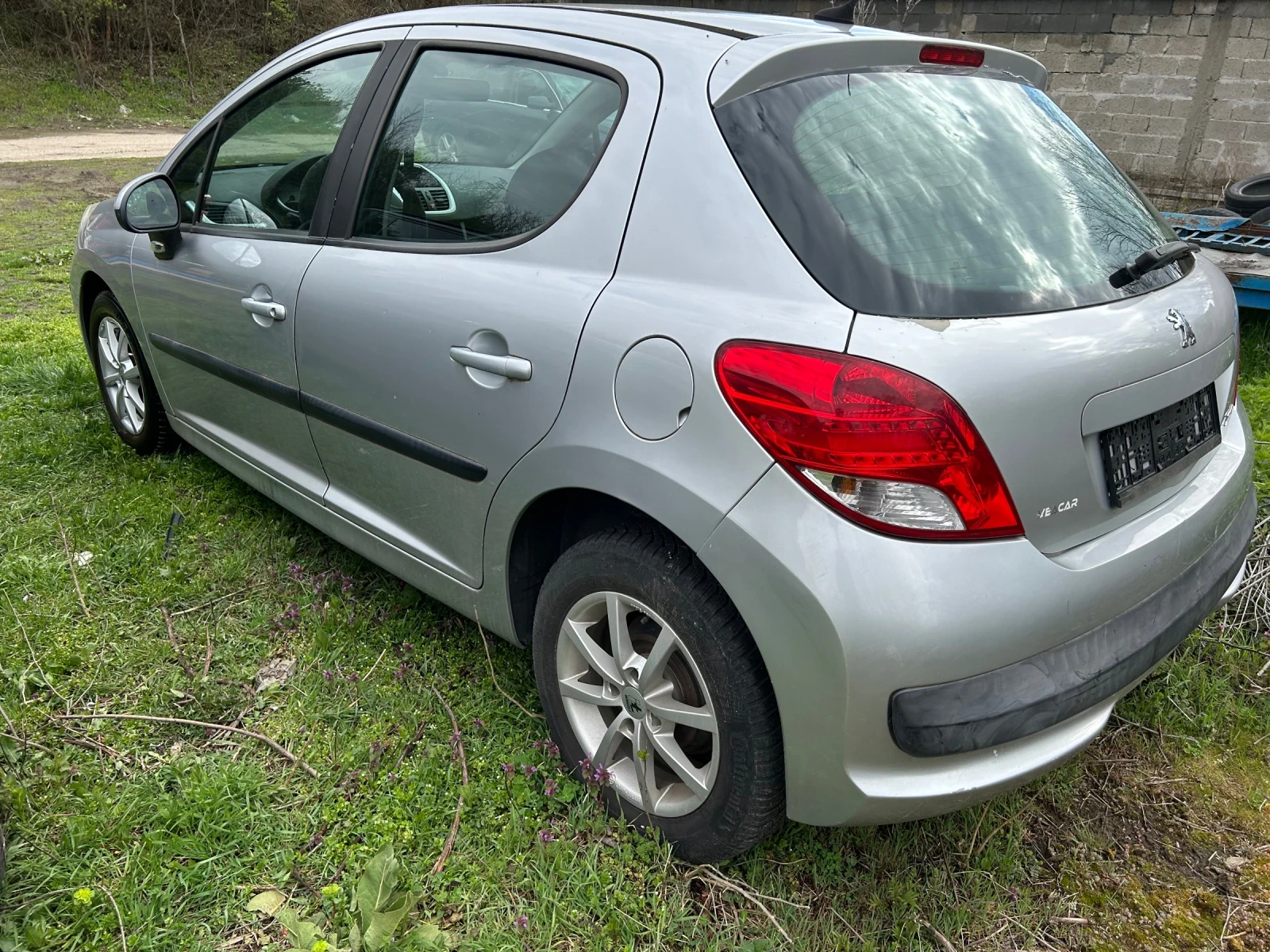 Peugeot 207 1.4i 16V НА ЧАСТИ - изображение 4