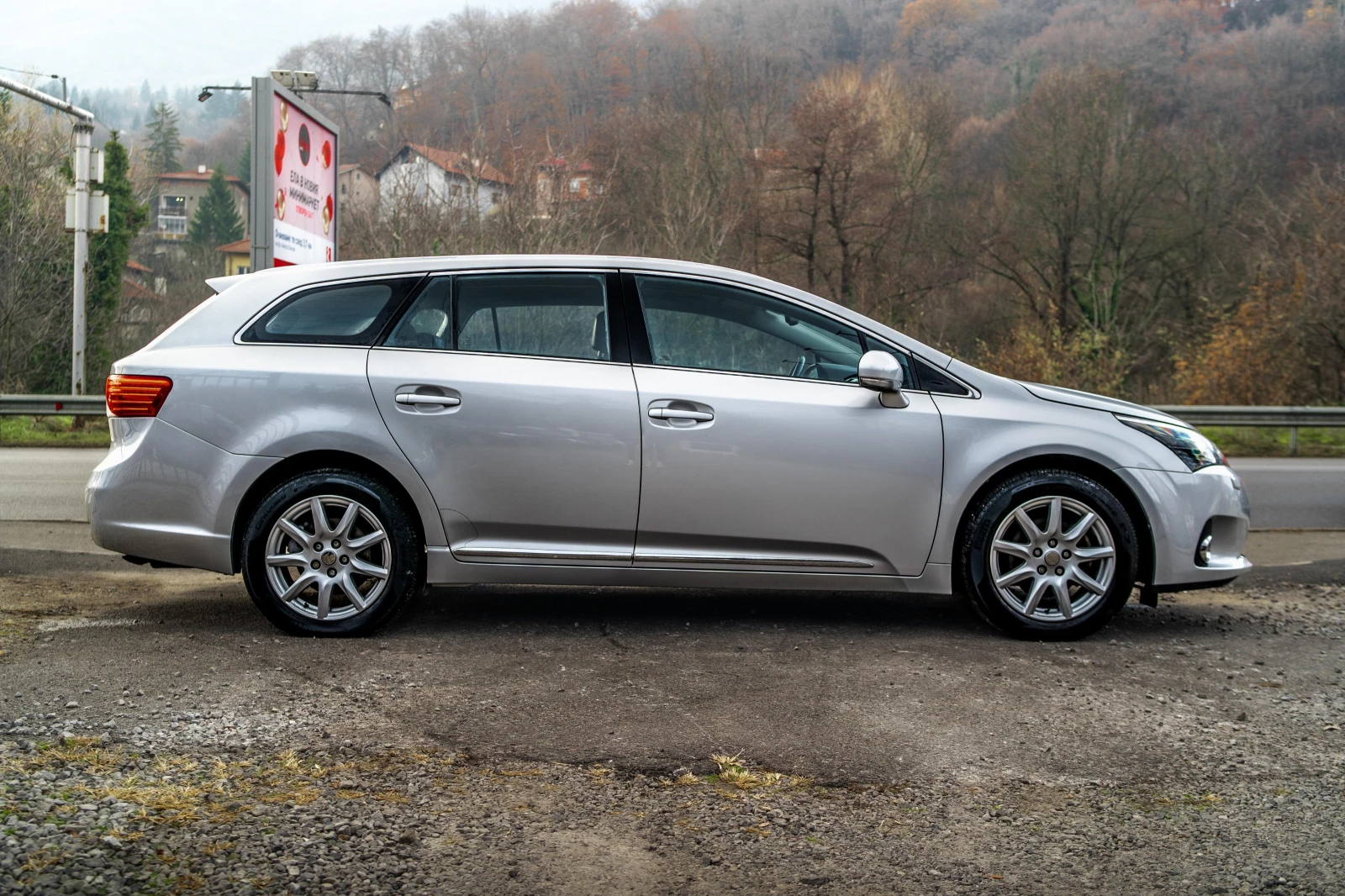 Toyota Avensis 1.8i 147HP КОЖА| НАВИ ! ГАРАНЦИЯ 3м ИЛИ 3000км - изображение 6