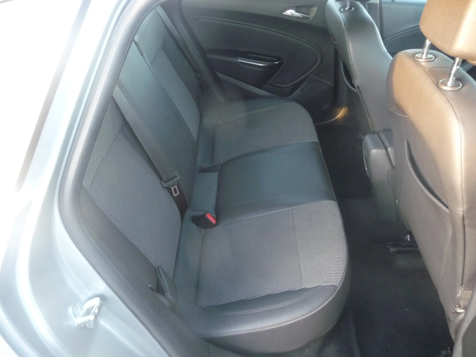 Opel Astra 1.7CDTI COSMO НАВИГАЦИЯ | Mobile.bg — изображение 15