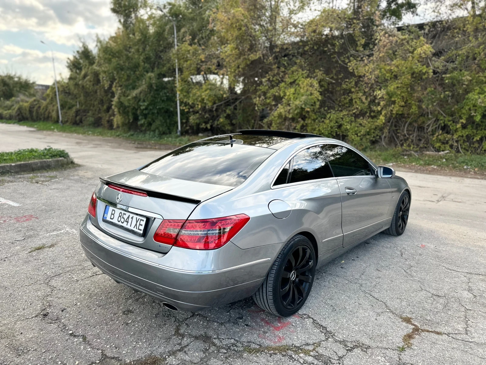 Mercedes-Benz E 350 COUPE  - изображение 4
