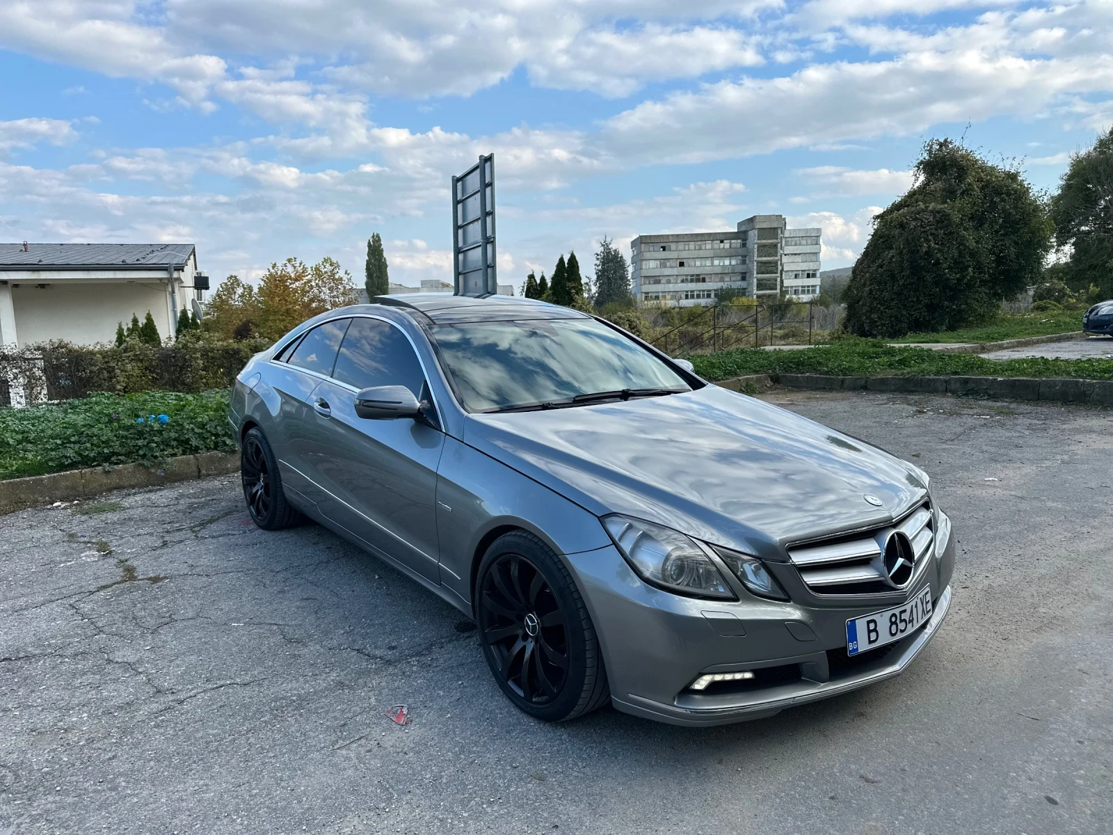 Mercedes-Benz E 350 COUPE  - изображение 2