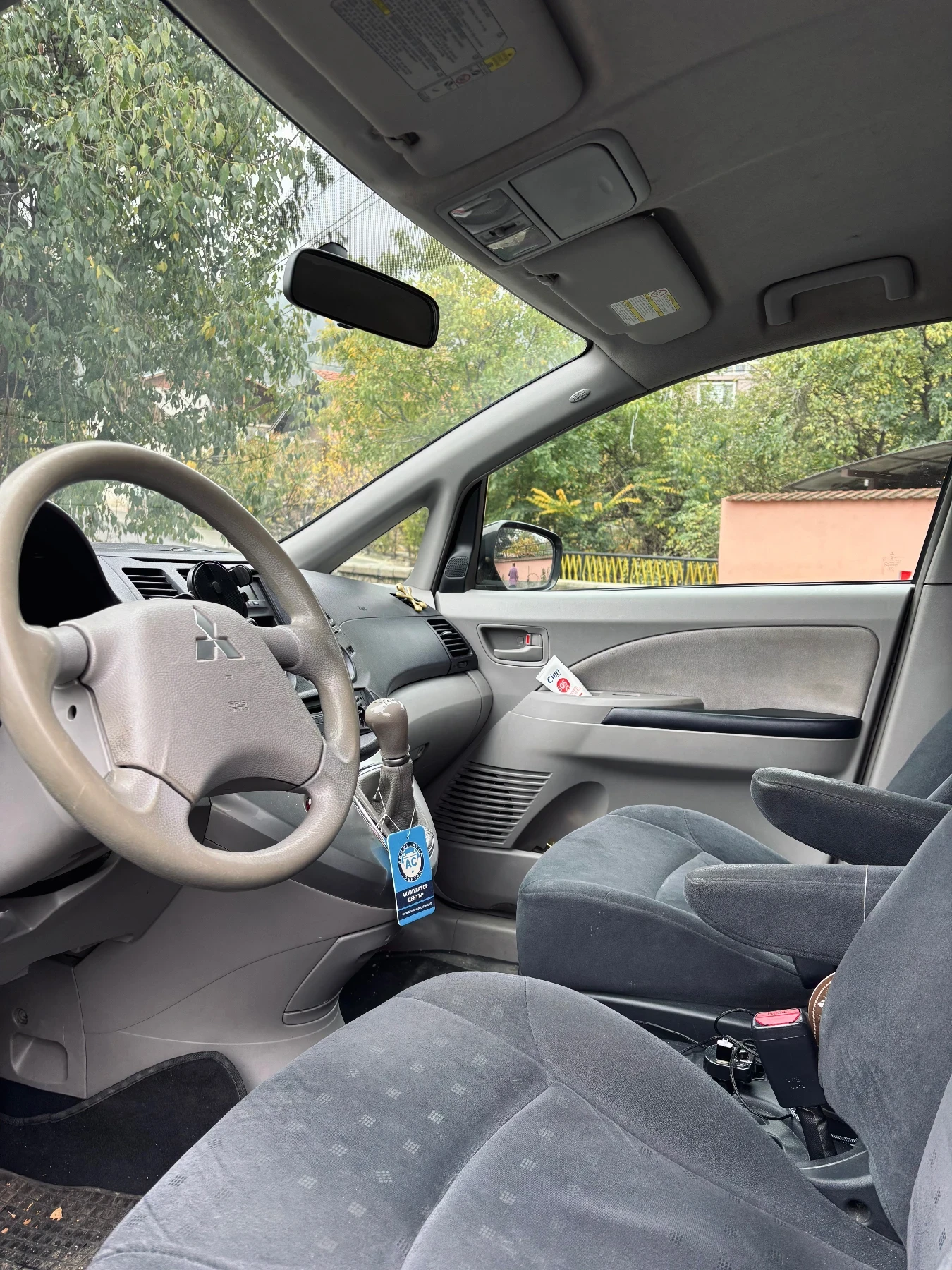 Mitsubishi Grandis 2.4 MIVEC - изображение 6