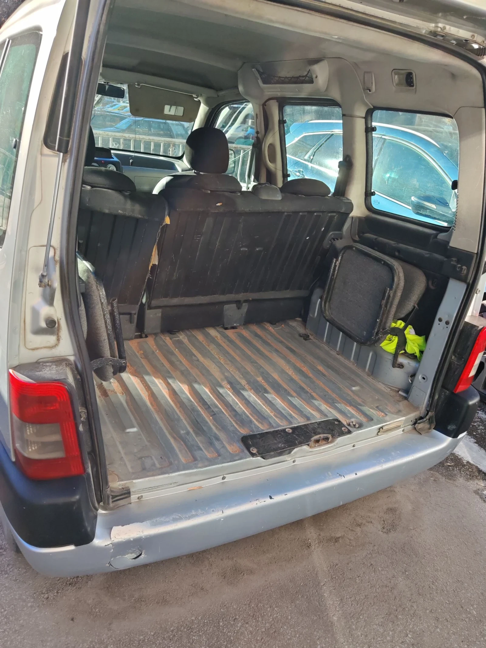 Citroen Berlingo 7 местен - изображение 7