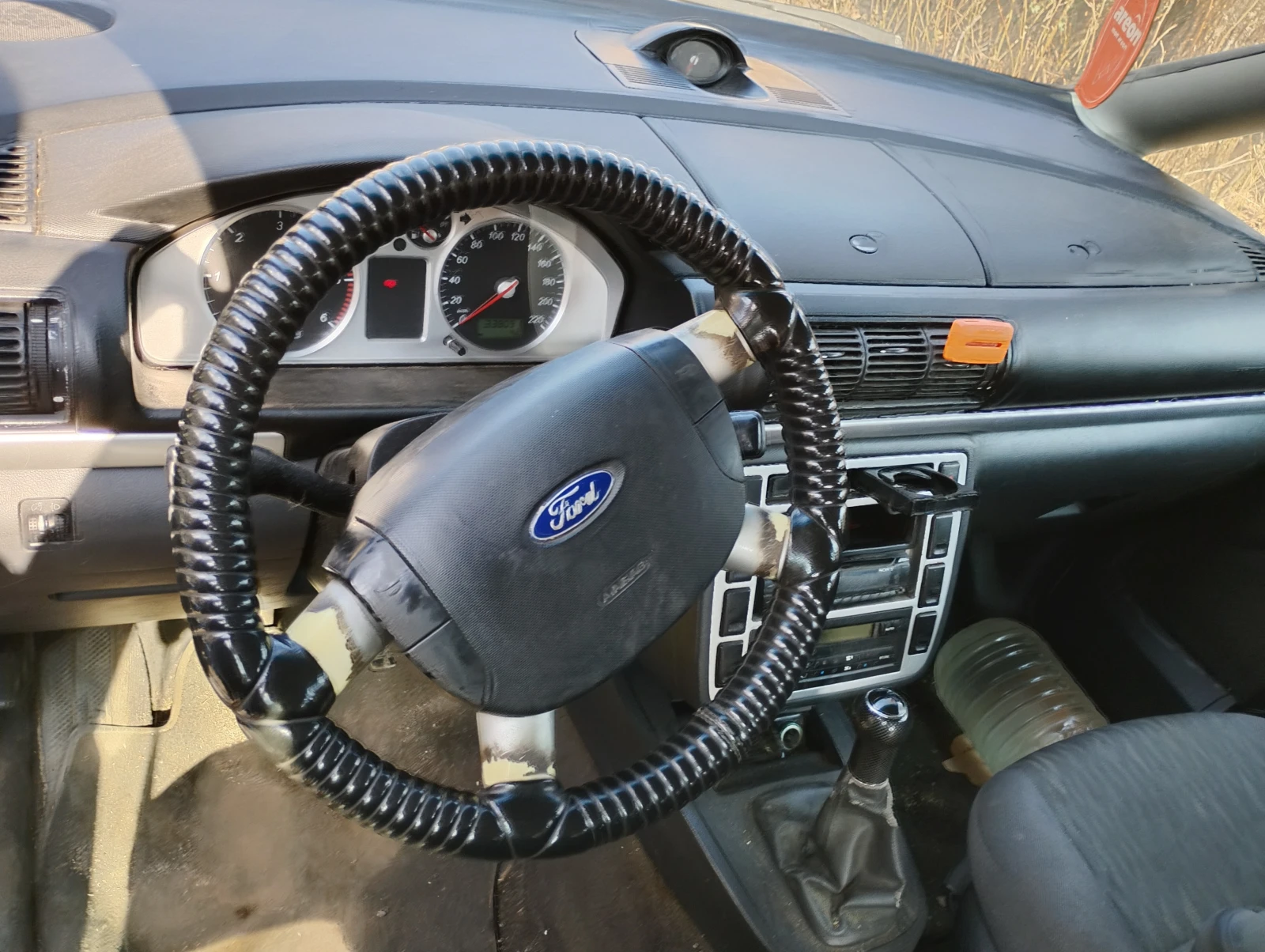 Ford Galaxy  - изображение 6