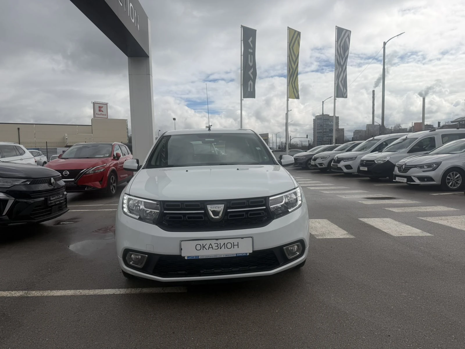 Dacia Sandero 1.5DCi 75k.c., снимка 2 - Автомобили и джипове - 54078428