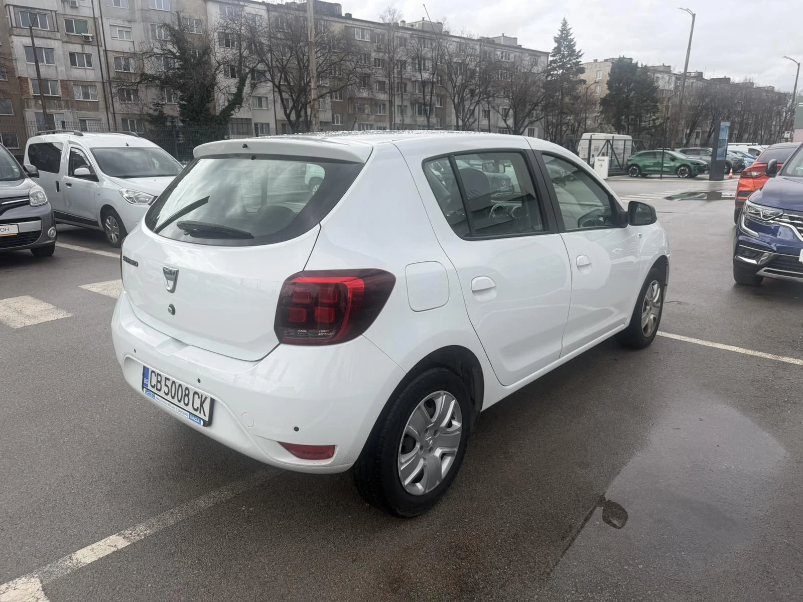 Dacia Sandero 1.5DCi 75k.c., снимка 8 - Автомобили и джипове - 54078428