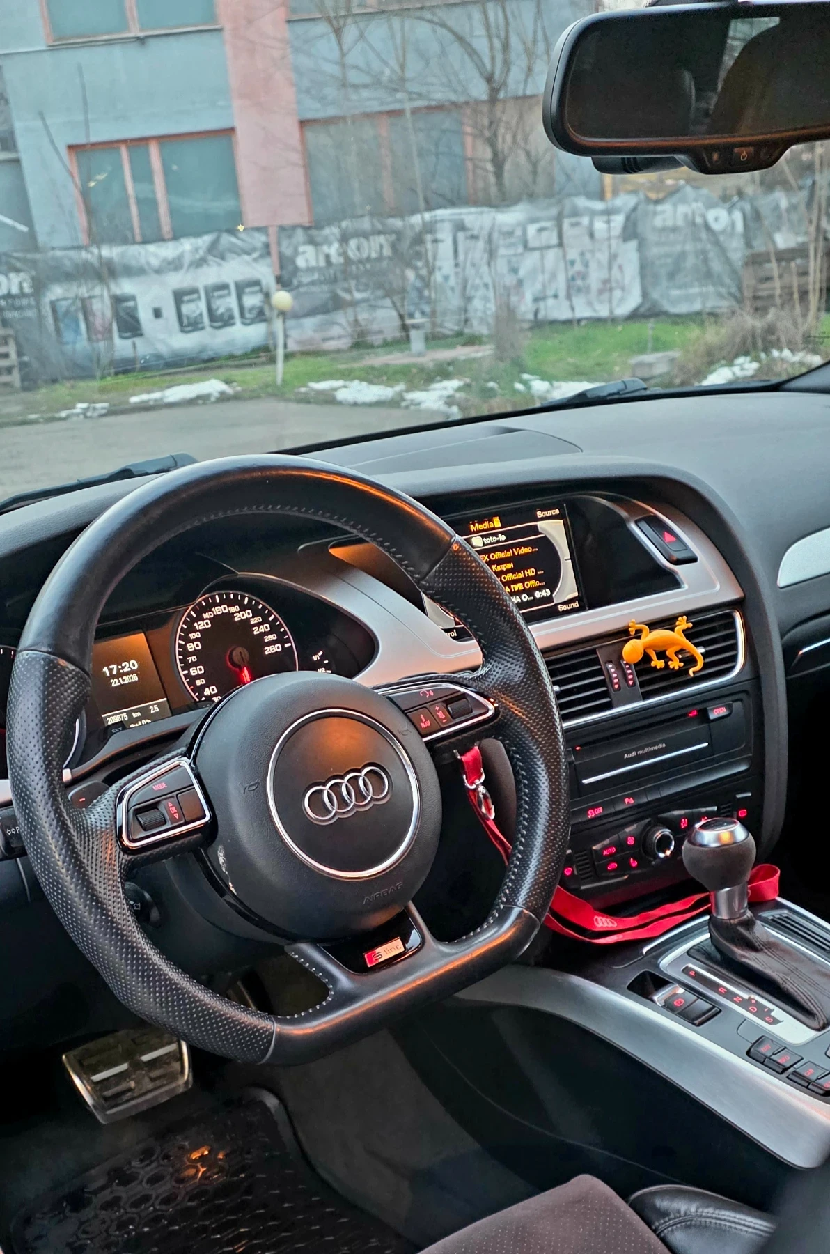 Audi A4 3.0д, снимка 11 - Автомобили и джипове - 54114824