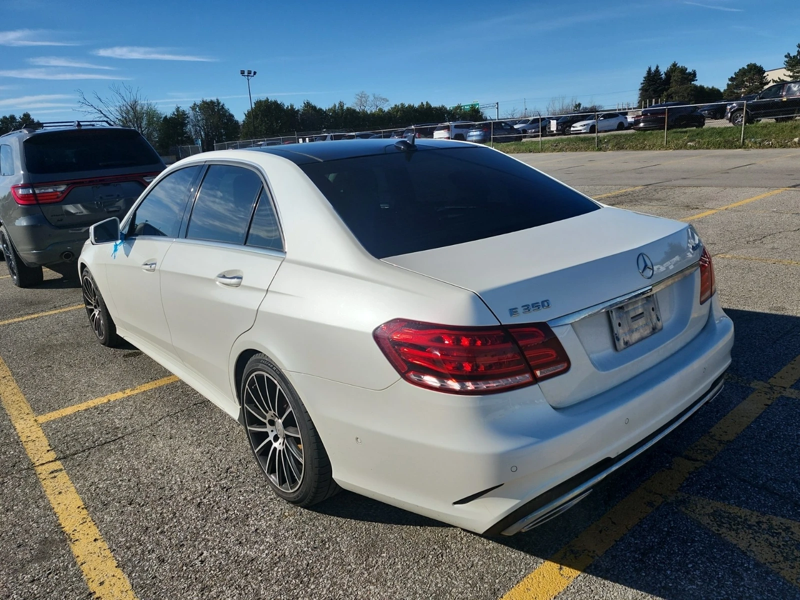Mercedes-Benz E 350 4MATIC * * AMG * * CARFAX * * ���� ������ * *  | Mobile.bg � ����������� 3