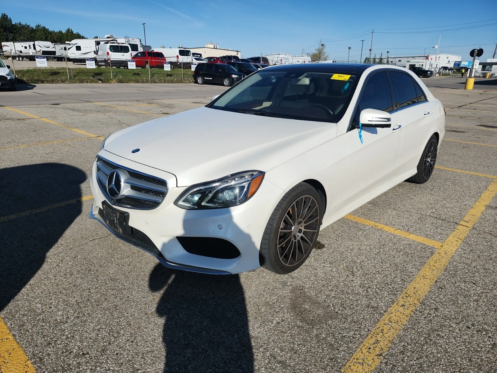 Mercedes-Benz E 350 4MATIC * * AMG * * CARFAX * * АВТО КРЕДИТ * * 