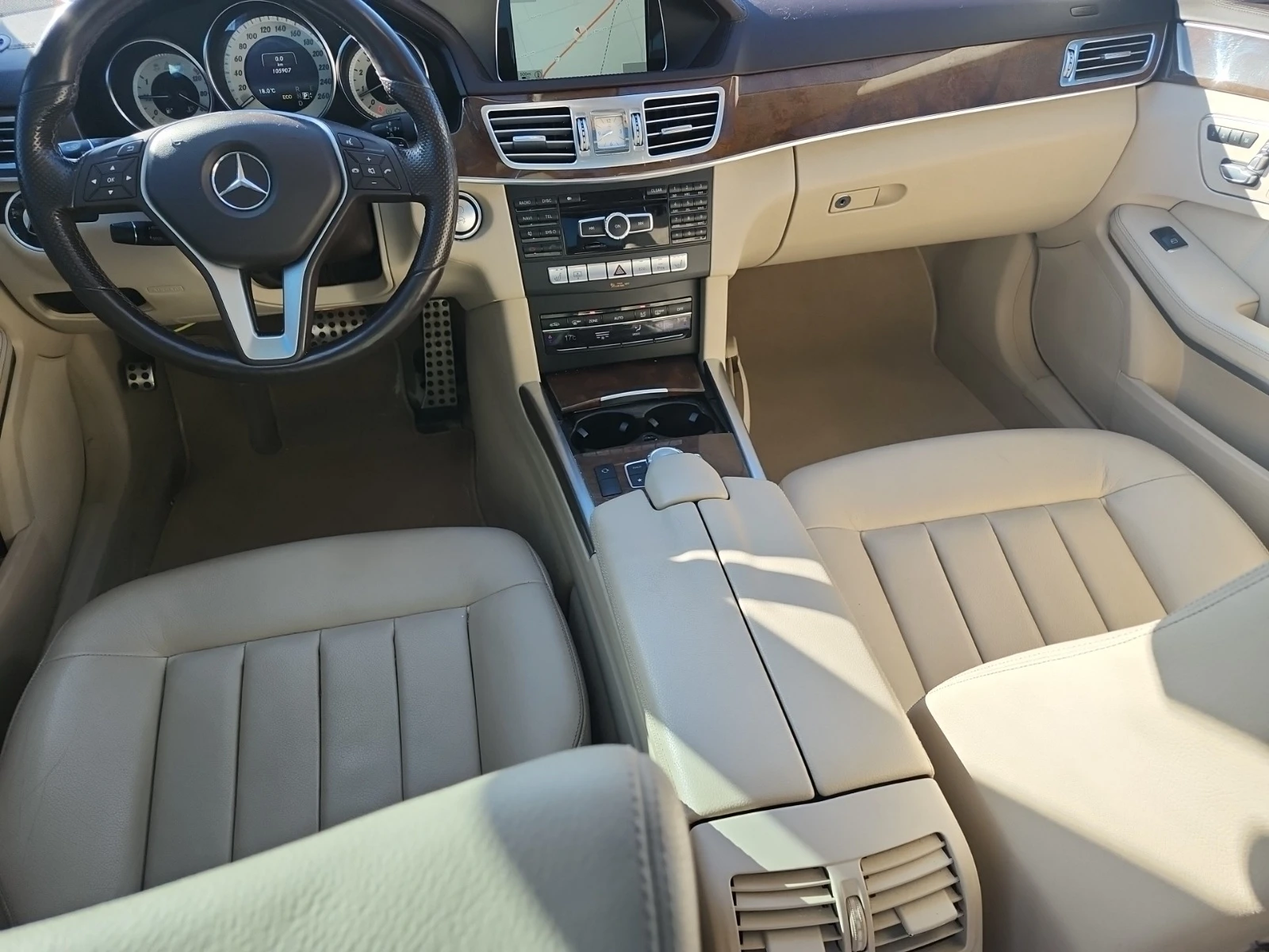 Mercedes-Benz E 350 4MATIC * * AMG * * CARFAX * * ���� ������ * *  | Mobile.bg � ����������� 6