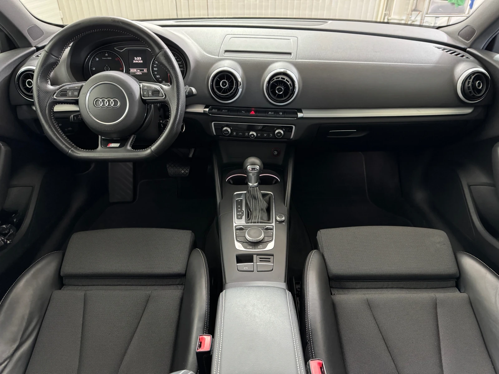 Audi A3 S-LINE * S-TRONIC * TAVAN * XENON * EURO 6B, снимка 10 - Автомобили и джипове - 54429596